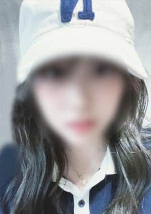 ゆい 23歳